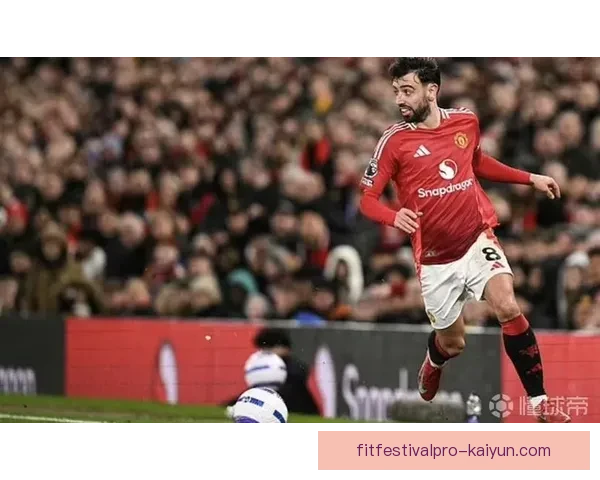 B费战术适配性分析显示其在场上的发挥稳定，受到教练重视。