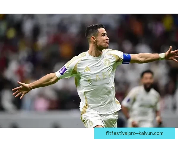 C罗在社交媒体的表现持续引发关注，粉丝互动与影响力显著提升。