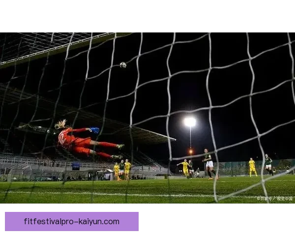 奥德加德在近期比赛中的状态回暖，表现稳健引人关注